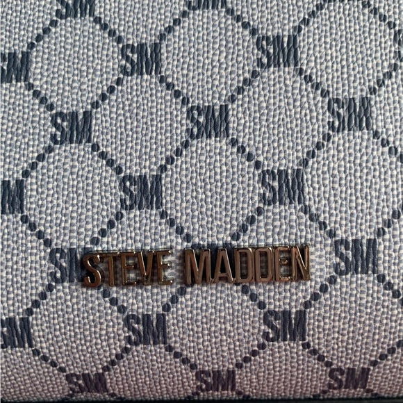 Steve Madden Mini Bag - Picture 2 of 9